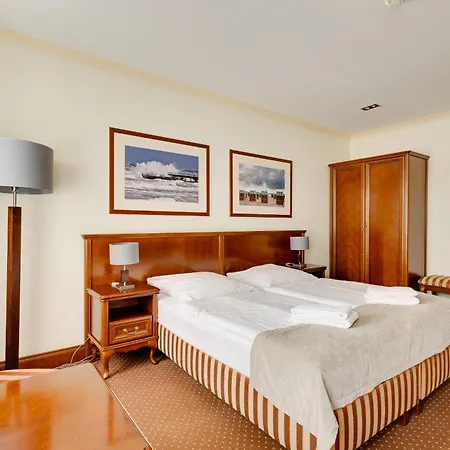 B&B Meduza 코워브제크