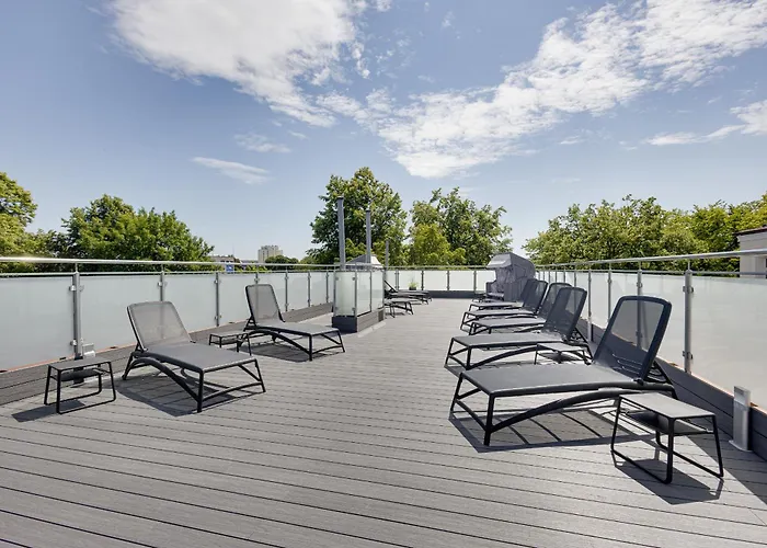 Meduza Nocleg ze śniadaniem 3*